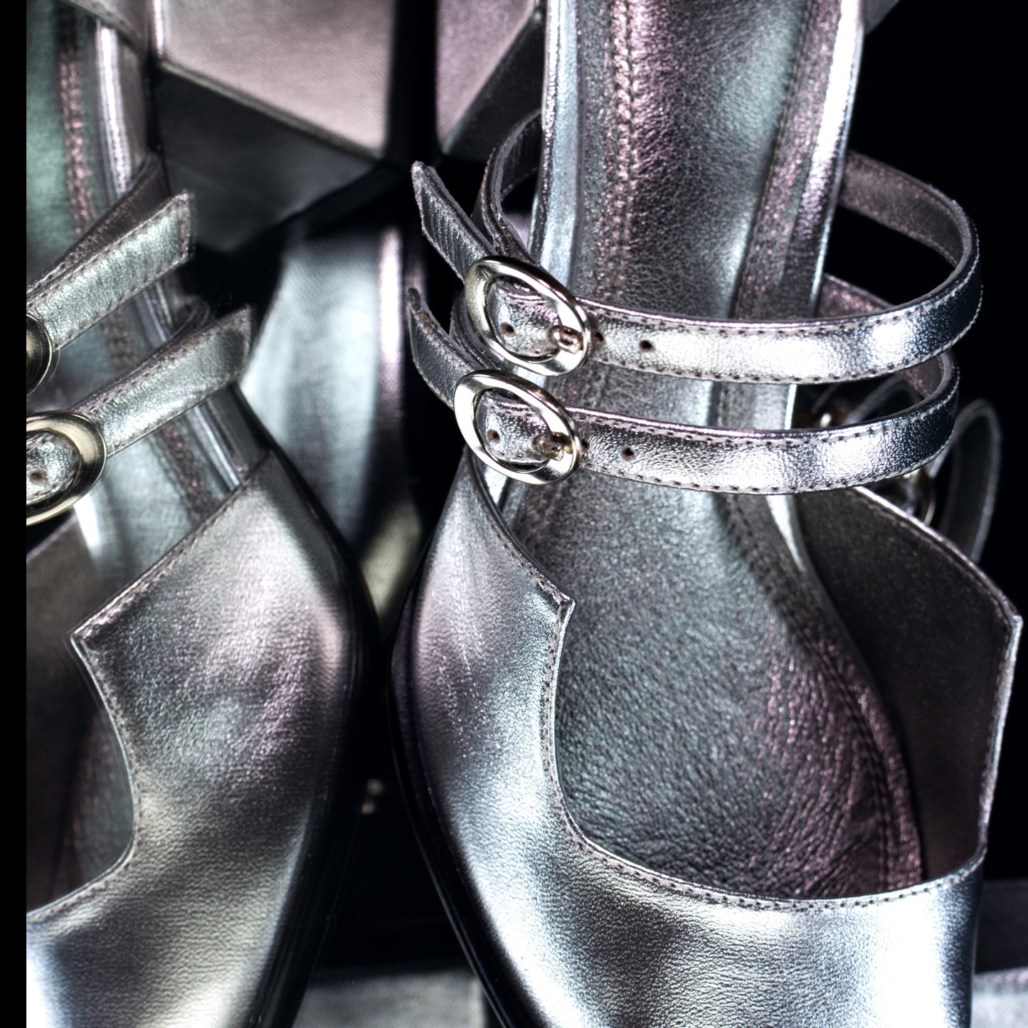 Charlote Pelica Metal Prata