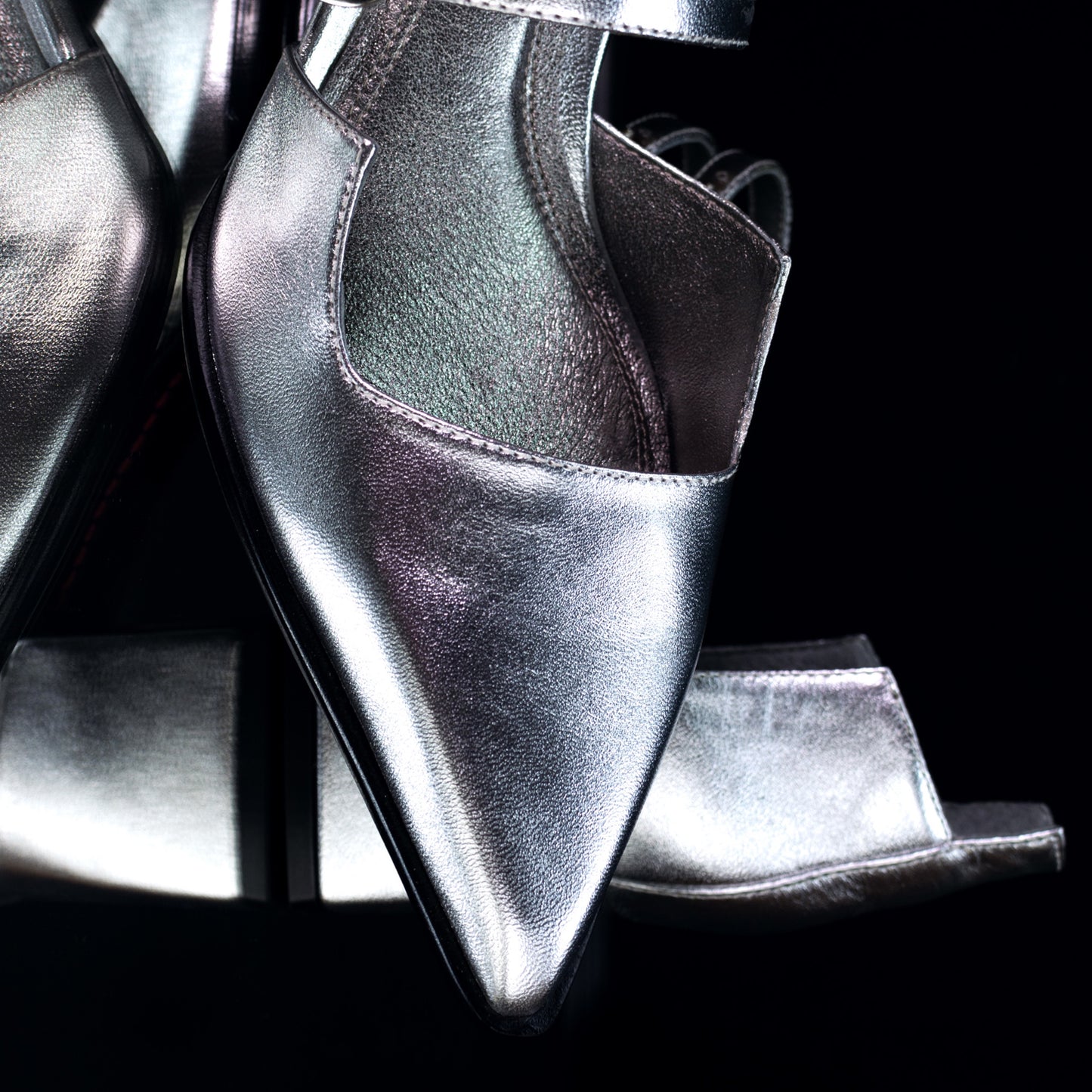 Charlote Pelica Metal Prata