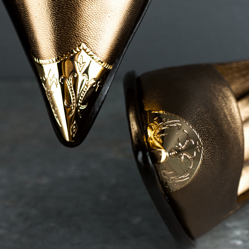 Elainne Pelica Bronze