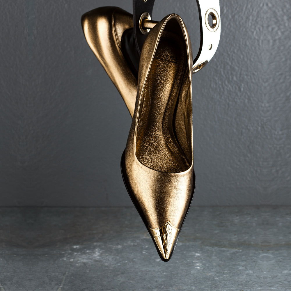 Elainne Pelica Bronze